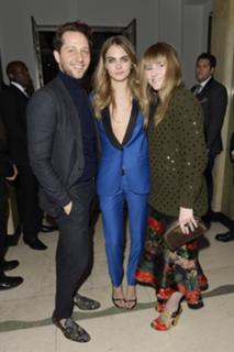 Cara Delevingne feet photo thumbnail