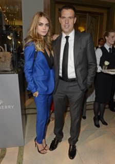 Cara Delevingne feet photo thumbnail