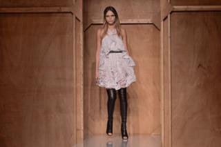 Cara Delevingne feet photo thumbnail
