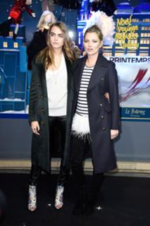 Cara Delevingne feet photo thumbnail