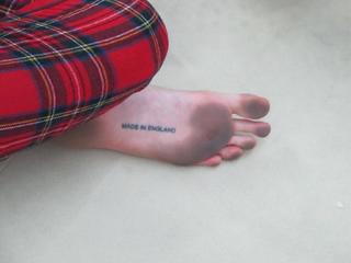 Cara Delevingne feet photo thumbnail