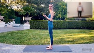 Cara Delevingne feet photo thumbnail