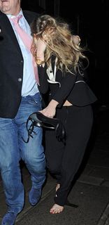 Cara Delevingne feet photo thumbnail