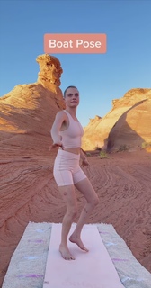 Cara Delevingne feet photo thumbnail