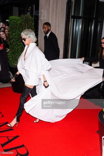 Cara Delevingne feet photo thumbnail