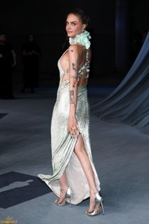Cara Delevingne feet photo 5