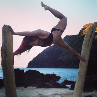 Cara Maria Sorbello feet photo 8