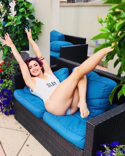 Cara Maria Sorbello feet photo 20