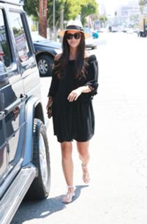 Cara Santana feet photo 17