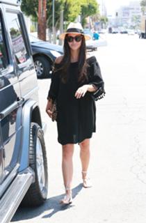 Cara Santana feet photo 12