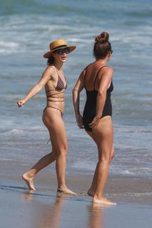 Cara Santana feet photo 9