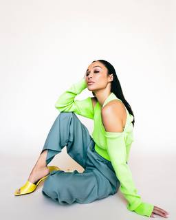 Cara Santana feet photo 9