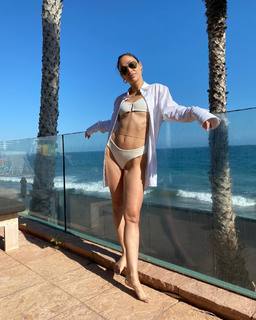Cara Santana feet photo 3