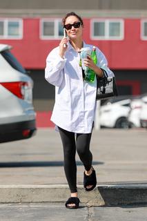 Cara Santana feet photo 10
