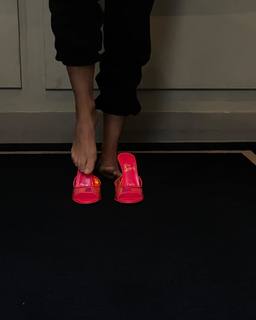 Cara Santana feet photo 11