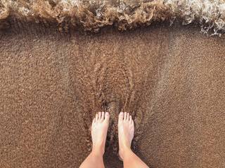 Cara Theobold feet photo 11
