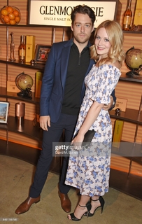 Cara Theobold feet photo 19