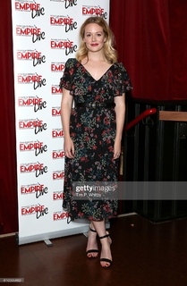 Cara Theobold feet photo 9