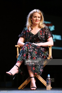 Cara Theobold feet photo 6