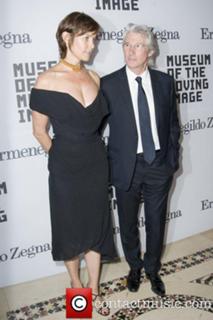 Carey Lowell feet photo thumbnail