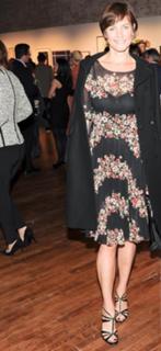 Carey Lowell feet photo thumbnail