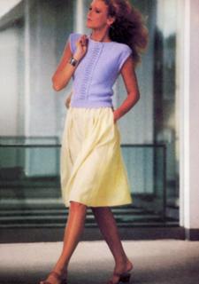 Carey Lowell feet photo thumbnail