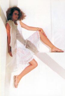 Carey Lowell feet photo thumbnail