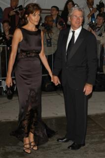 Carey Lowell feet photo thumbnail