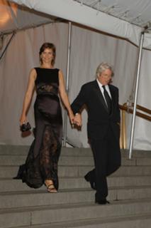 Carey Lowell feet photo thumbnail