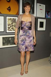 Carey Lowell feet photo thumbnail