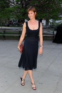 Carey Lowell feet photo thumbnail