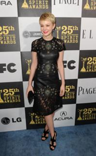 Carey Mulligan feet photo thumbnail