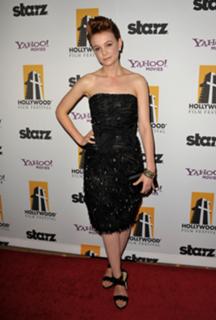 Carey Mulligan feet photo thumbnail
