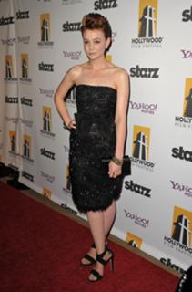 Carey Mulligan feet photo thumbnail
