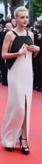 Carey Mulligan feet photo thumbnail