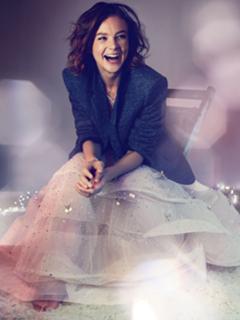 Carey Mulligan feet photo thumbnail