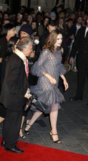 Carey Mulligan feet photo thumbnail