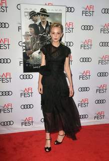 Carey Mulligan feet photo thumbnail