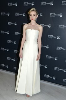 Carey Mulligan feet photo thumbnail