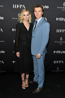 Carey Mulligan feet photo thumbnail