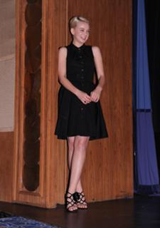 Carey Mulligan feet photo thumbnail