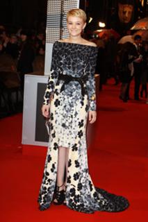 Carey Mulligan feet photo thumbnail
