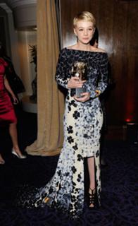 Carey Mulligan feet photo thumbnail