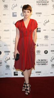 Carey Mulligan feet photo thumbnail