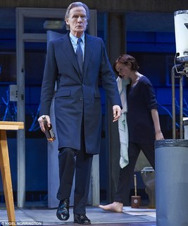 Carey Mulligan feet photo thumbnail