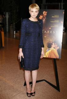 Carey Mulligan feet photo thumbnail