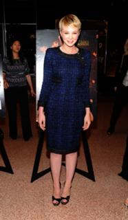 Carey Mulligan feet photo thumbnail