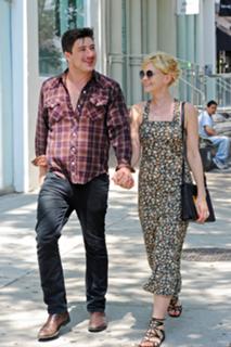 Carey Mulligan feet photo thumbnail