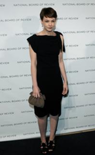 Carey Mulligan feet photo thumbnail