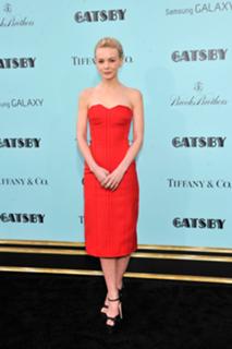 Carey Mulligan feet photo thumbnail